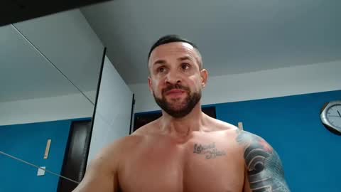 tridentmuscles online show from February 20, 9:42 pm