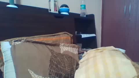 Raaz keeps ur Raaz online show from January 4, 2:25 pm