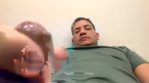 tuhombre1612 online show from January 16, 4:07 pm