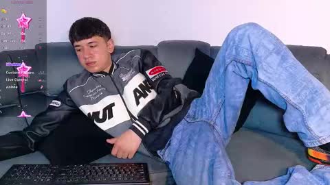 Mr Daren online show from November 12, 7:41 pm