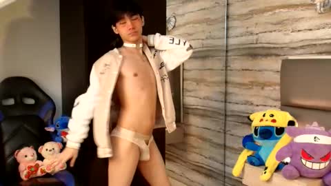    online show from February 3, 6:40 am