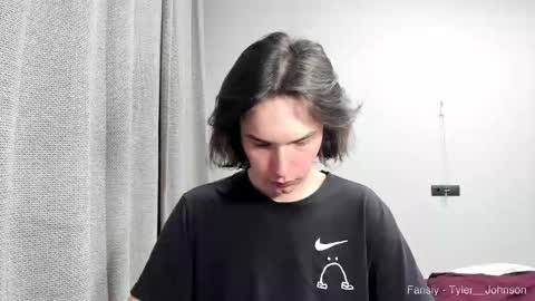 Snapshot of tyler__johnson chatting on February 7, 3:08 pm Tyler  johnson online show from February 7, 3:08 pm