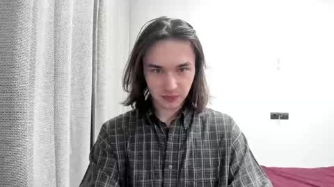 Snapshot of tyler__johnson chatting on December 23, 3:44 pm Tyler  johnson online show from December 23, 3:44 pm