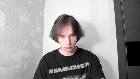 Snapshot of tyler__johnson chatting on October 17, 4:11 pm Tyler  johnson online show from October 17, 4:11 pm