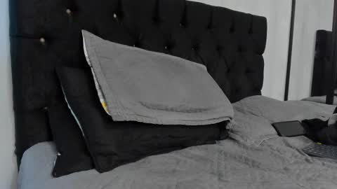 tyler_hank1 online show from February 27, 12:06 pm