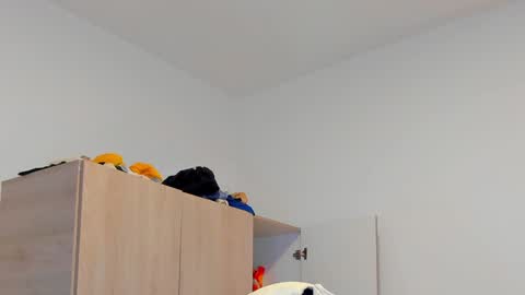     online show from January 14, 8:31 am