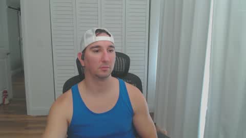 uglyduck3532 online show from February 28, 7:14 pm