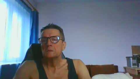 ulmeni4 online show from November 26, 7:00 am