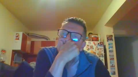 ulmeni4 online show from March 27, 8:10 pm