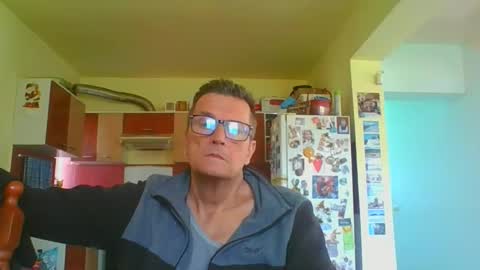 ulmeni4 online show from April 22, 12:10 pm