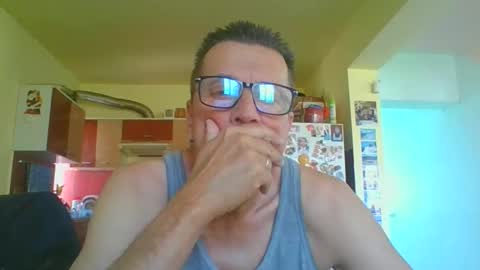 ulmeni7 online show from March 22, 9:25 am