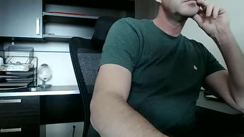 Ultra online show from March 3, 9:32 pm