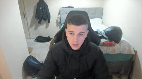 hi im mike tyson -  online show from February 28, 8:39 pm