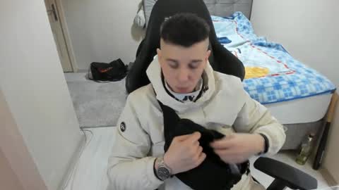 hi im mike tyson -  online show from December 19, 8:13 pm