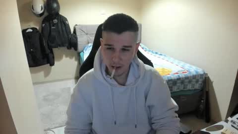 hi im mike tyson -  online show from April 10, 7:10 pm