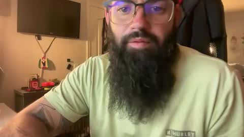 uncutbeard129840 online show from February 12, 2:06 am