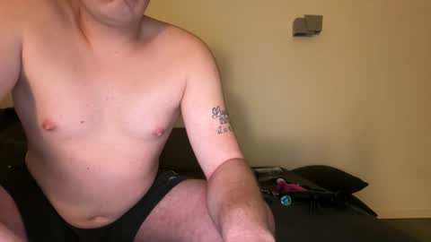 Tom online show from November 25, 11:40 pm