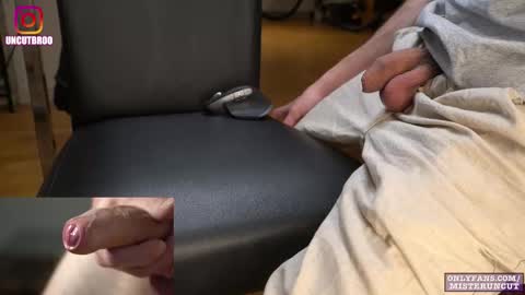 Mister Uncut online show from December 5, 10:28 pm