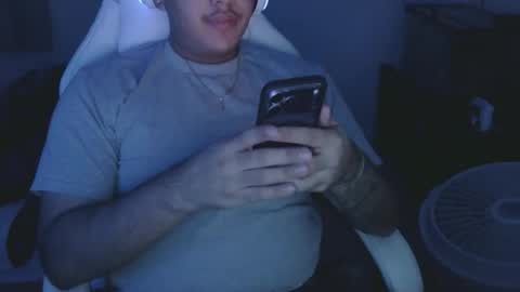 uncutloll online show from February 1, 2:21 am