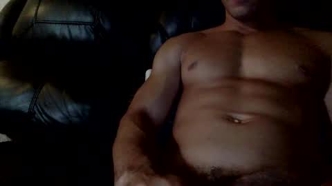 Snapshot of uncutone2345 chatting on October 3, 3:22 am uncutone2345 online show from October 3, 3:22 am