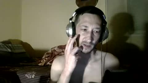 underguy19 online show from April 3, 9:22 pm