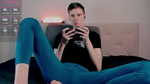 Kyle online show from November 14, 4:19 pm