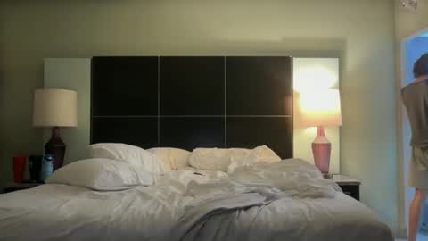 Stepbro online show from November 19, 10:04 am