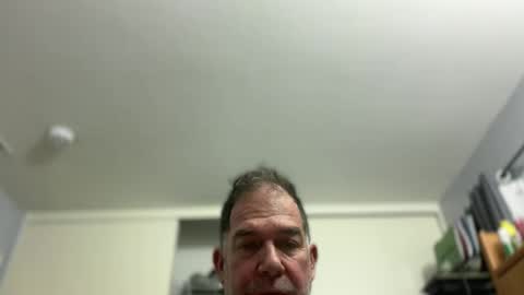 Snapshot of uott2play chatting on November 2, 11:47 am uott2play online show from November 2, 11:47 am