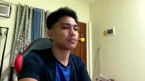 Dannie online show from April 12, 3:13 pm