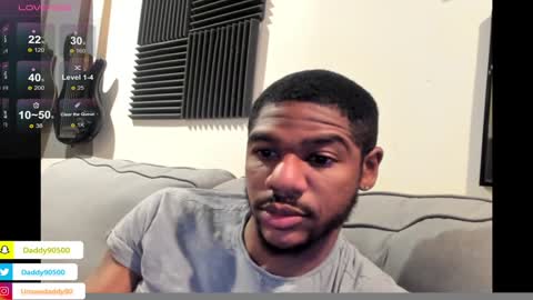 Snapshot of urnewdaddy90 chatting on January 6, 8:03 am Big Daddy online show from January 6, 8:03 am