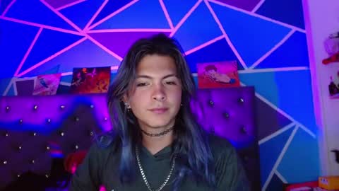 valentainn online show from January 9, 7:30 pm