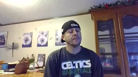 Snapshot of valvenus101 chatting on December 31, 4:46 pm Val Venus online show from December 31, 4:46 pm