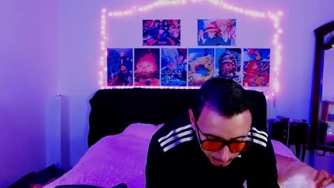 vanderheyl online show from February 24, 3:02 am