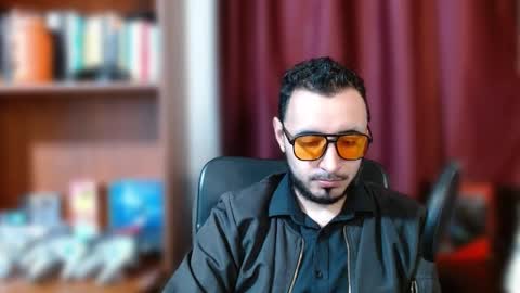 vanderheyl online show from March 11, 1:37 am