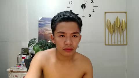 vanxxx2005 online show from January 6, 12:57 pm