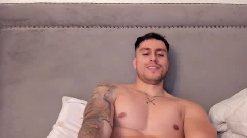 Emm online show from February 16, 8:51 pm