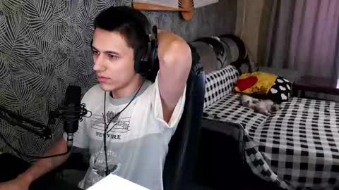 vialeras online show from February 13, 4:22 am