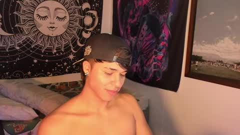 Victorino Jhonson online show from December 15, 1:02 am