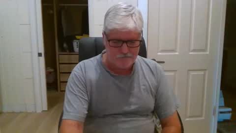 viper654321 online show from March 12, 7:49 am