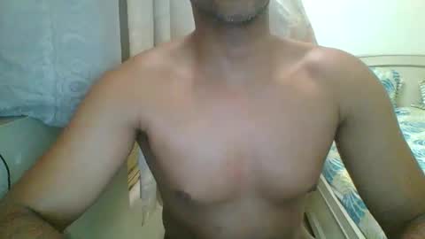 Lets play online show from April 27, 8:14 pm