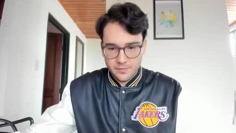 Vito Ferrer online show from January 16, 12:41 pm