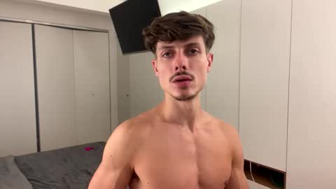 vitoraugustoxxx online show from December 17, 10:05 pm