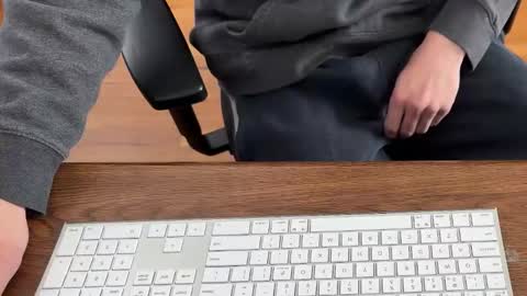 voterki796 online show from February 5, 3:52 pm