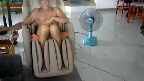 walleja online show from April 26, 3:04 am