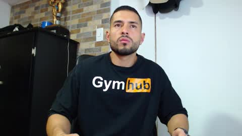 WALTER BROWN  online show from January 6, 1:09 am