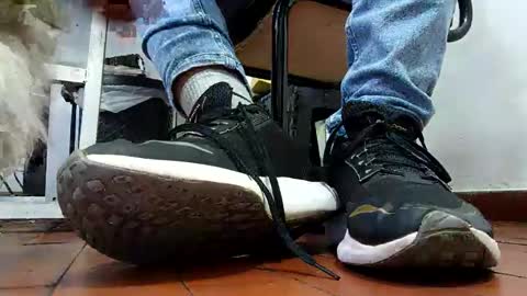 WaltherFeet  online show from September 23, 8:30 pm