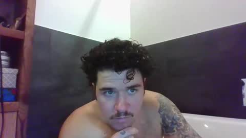 wela_97 online show from November 7, 1:25 pm