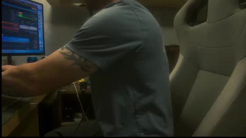 ShyGuy online show from October 5, 1:20 am