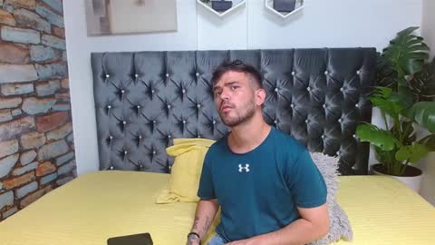 Dylan white online show from February 6, 5:19 pm