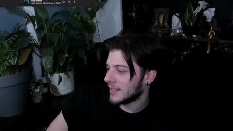 Gus online show from February 19, 8:49 pm